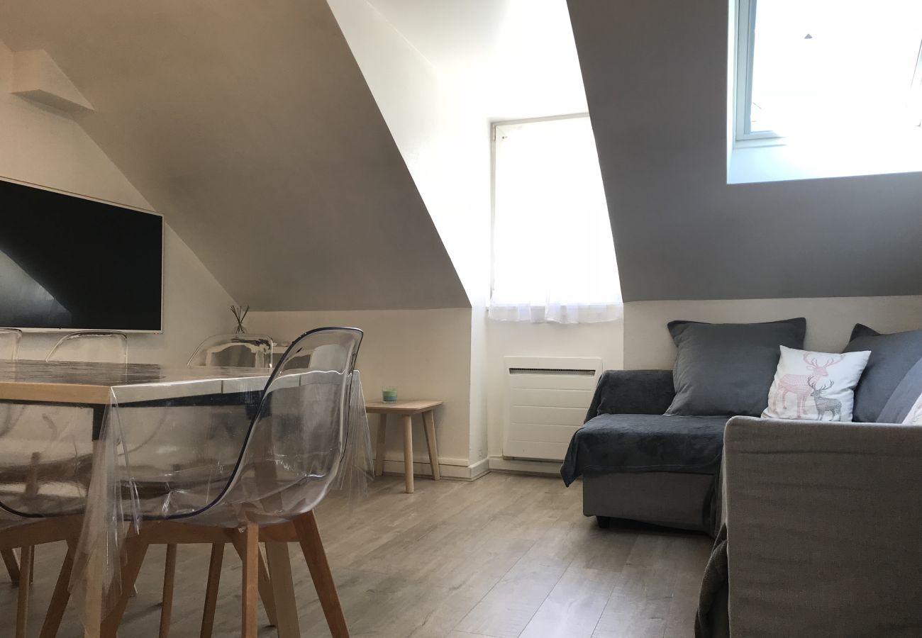 Apartment in Cauterets - Au pied du télécabine, T3 50m2 pour 8 personnes. 