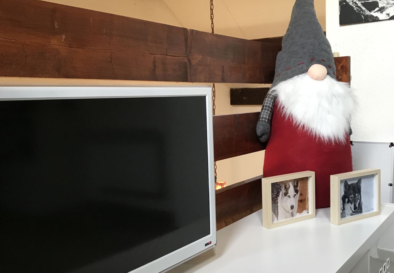 Apartment in Cauterets - Triplex 3 chambres 65m2 pour 6P. Parking couvert.