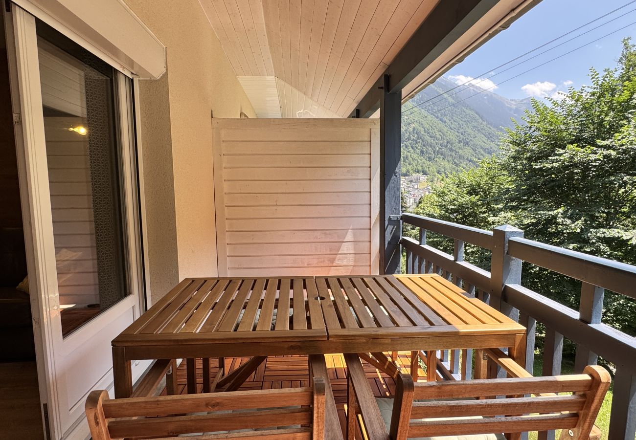 Apartment in Cauterets - Duplex 2 chambres 47m2 pour 6pers. Parking. Balcon 