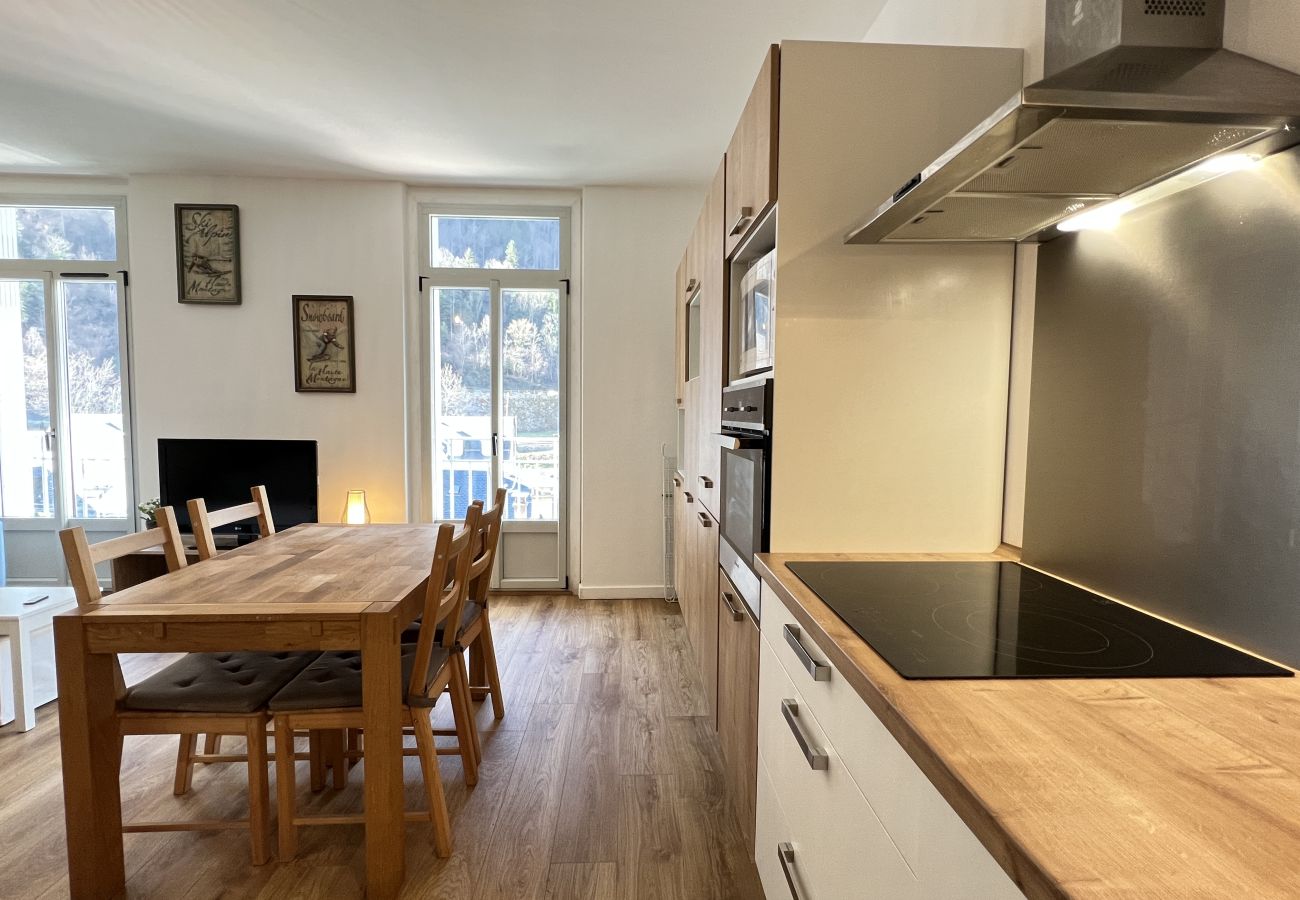 Apartment in Cauterets - Haut du village, T2 + alcôve 5p. 