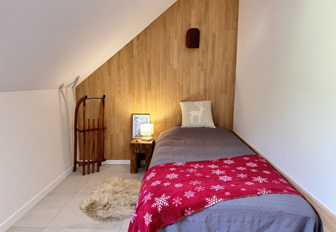 Apartment in Cauterets - Bel apt 85m2 8P. Parking. Balcon