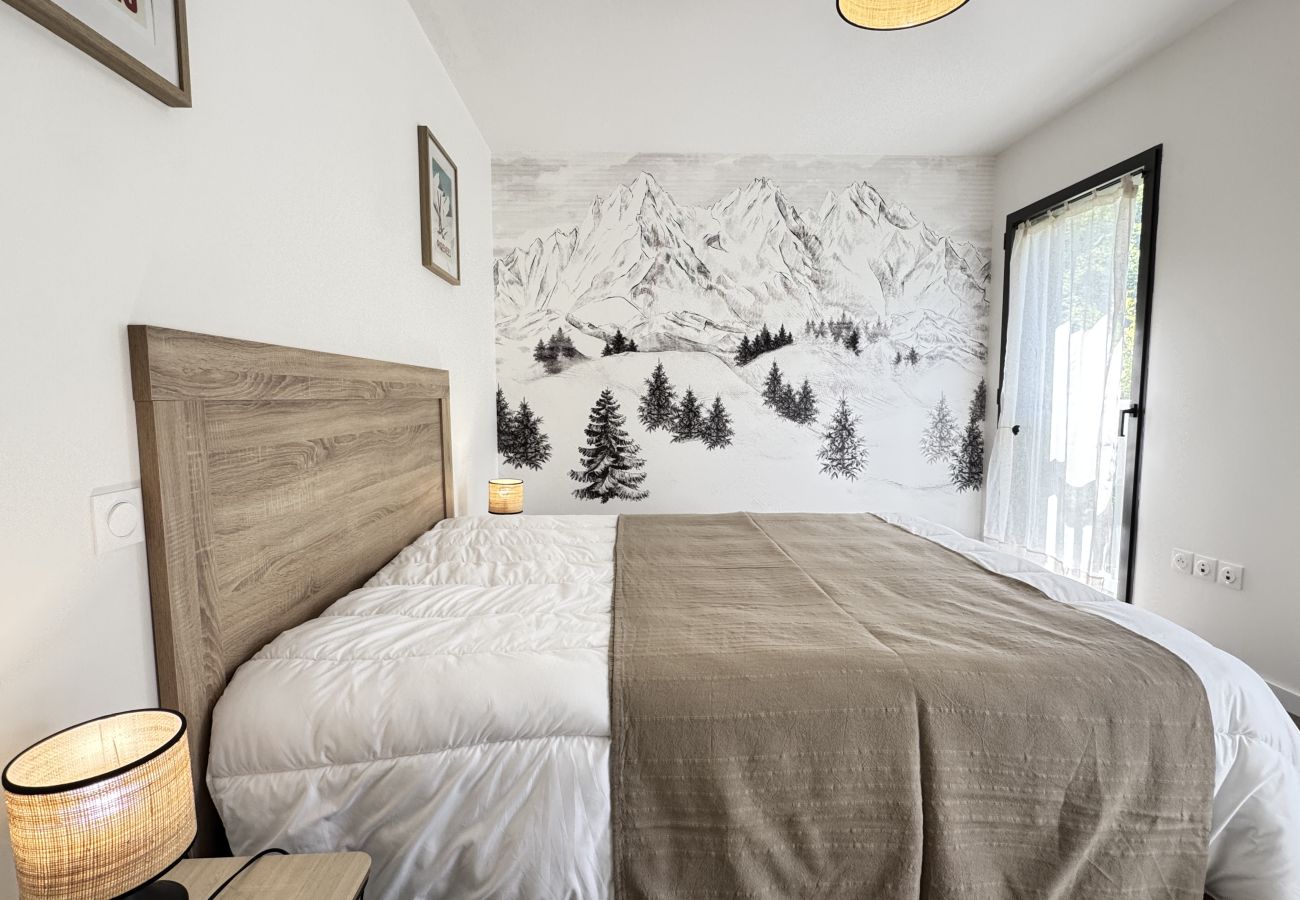 Apartment in Cauterets - Bel apt 85m2 8P. Parking. Balcon