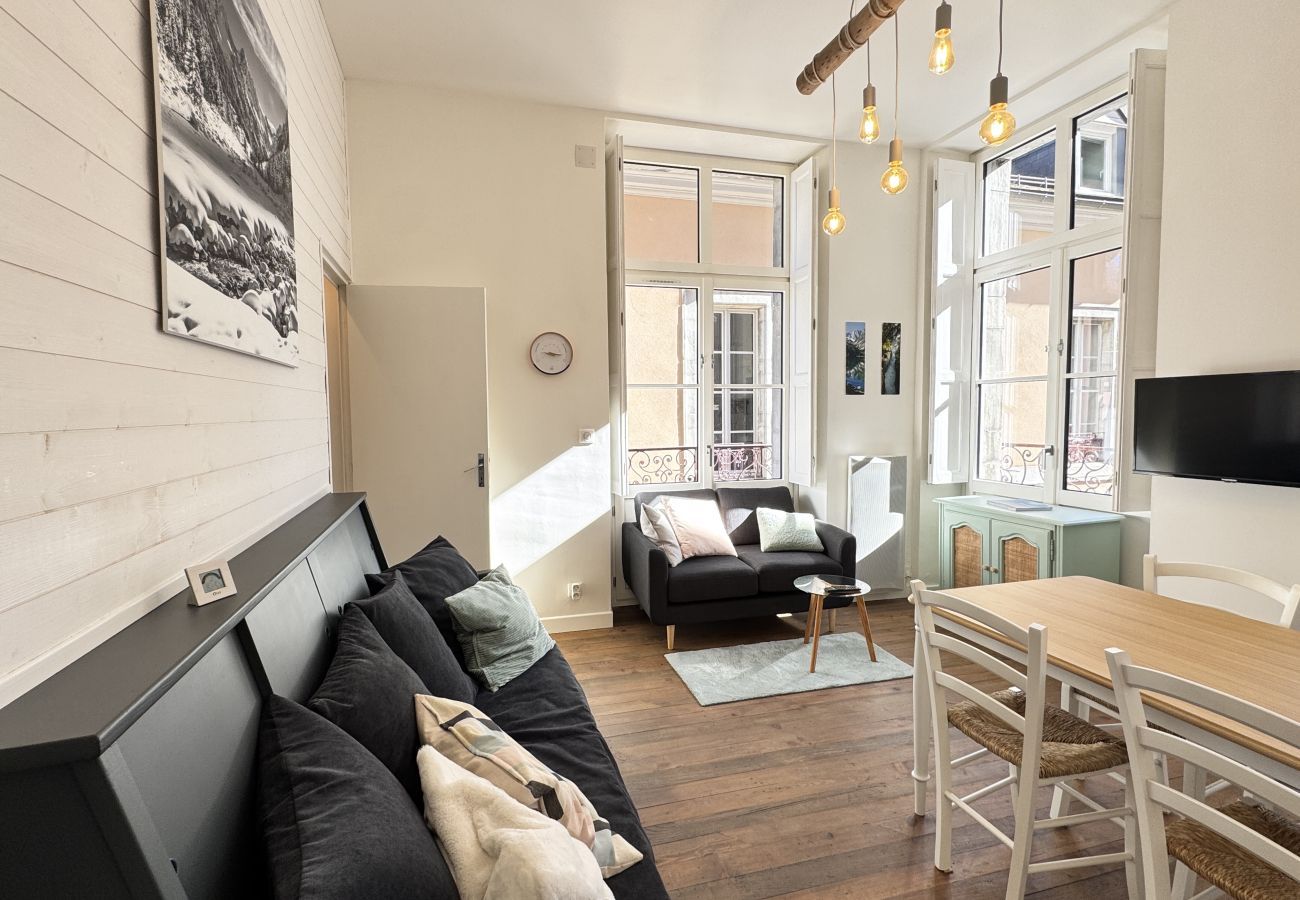 Apartment in Cauterets - Cocon de charme au coeur de Cauterets