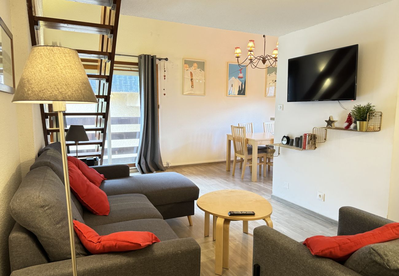 Apartamento en Cauterets - Grand T3 en duplex pour 6P.  parking couvert. WIFI 