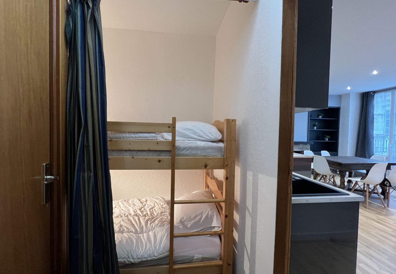 Apartamento en Cauterets - Au coeur de Cauterets, T2 + alcôve. 4P. Wifi. 