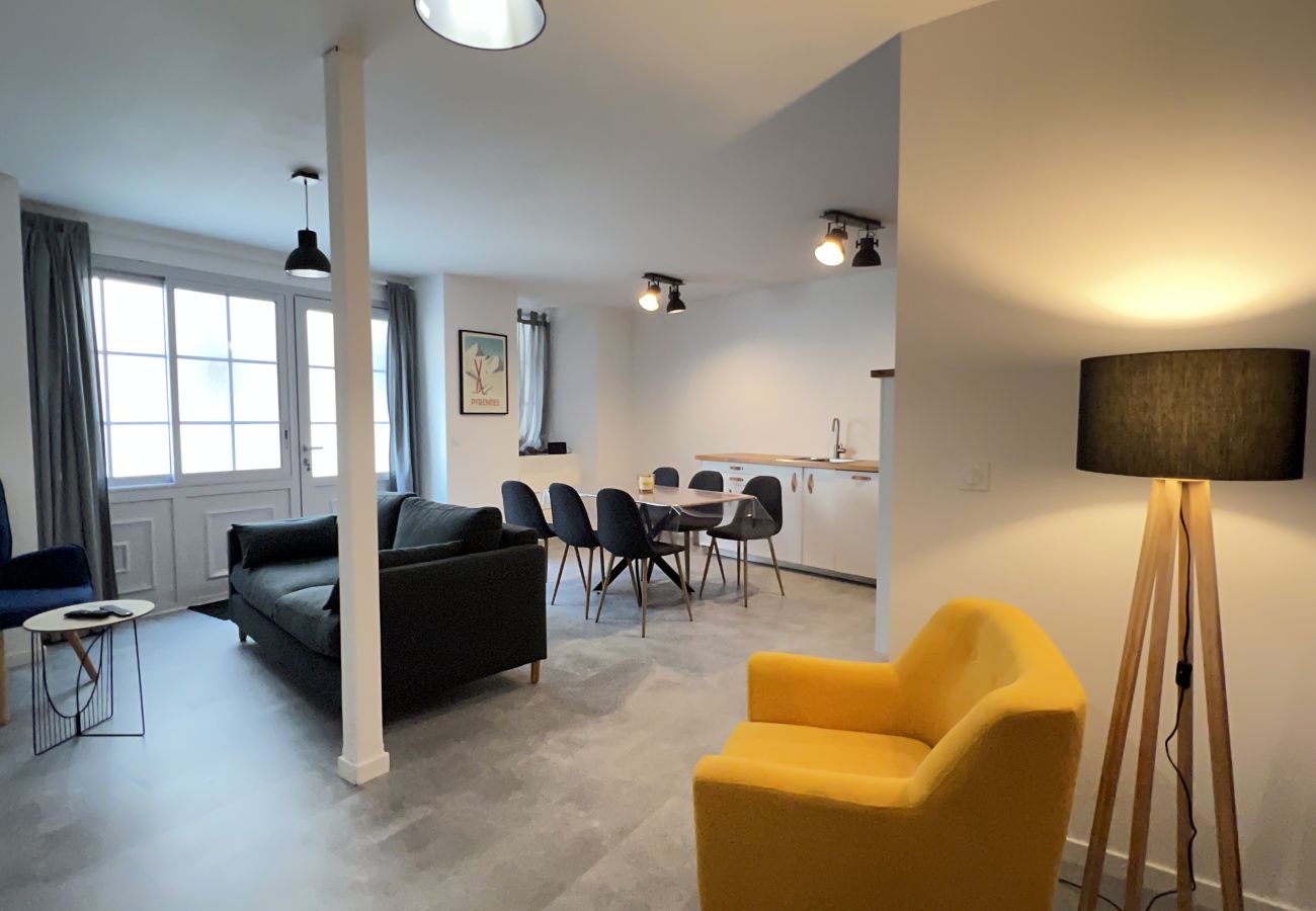 Apartamento en Cauterets - L'HYPERCENTRAL. T3 séjour + 2 chambres. Pensé pr 4 