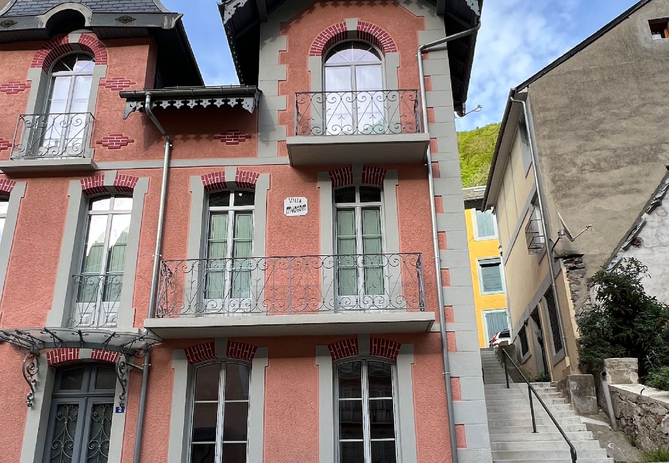 Apartamento en Cauterets - Joli T3 rénové ds une villa 1900 