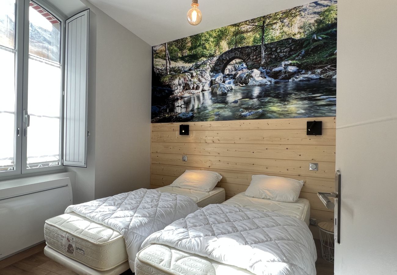 Apartamento en Cauterets - Joli T3 rénové ds une villa 1900 