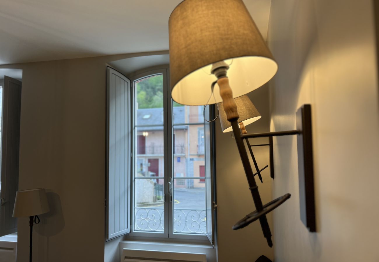 Apartamento en Cauterets - Joli T3 rénové ds une villa 1900 