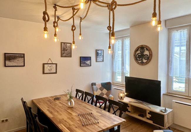 Apartamento en Cauterets - Au pied du télécabine, Joli T3 48m2 avec terrasse. 