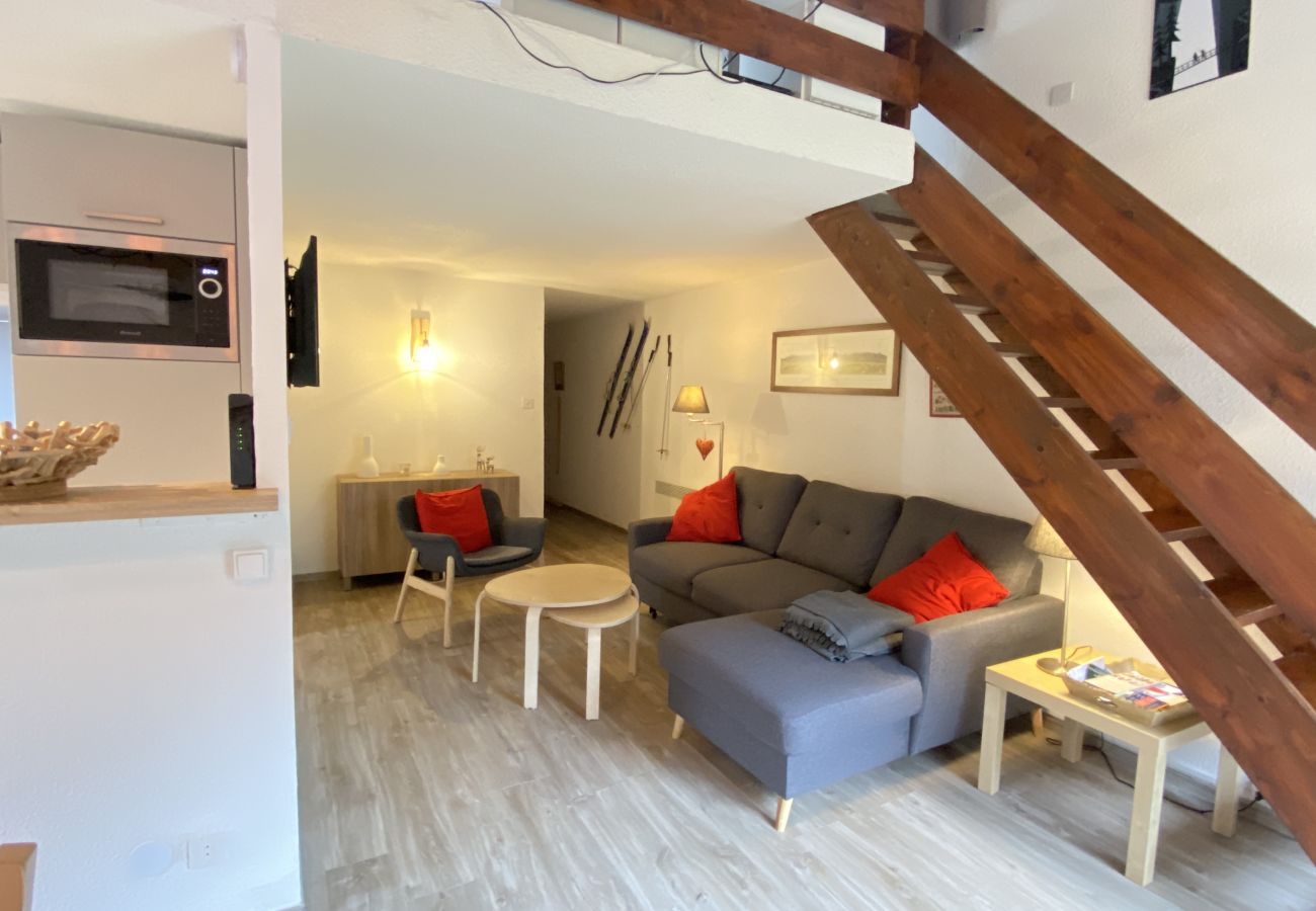 Appartement à Cauterets - Grand T3 en duplex pour 6P.  parking couvert. WIFI 