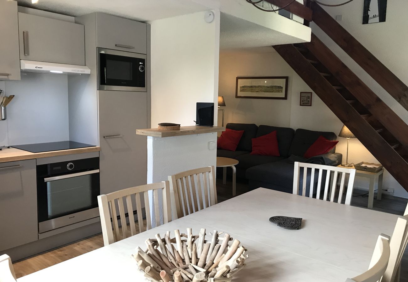 Appartement à Cauterets - Grand T3 en duplex pour 6P.  parking couvert. WIFI 