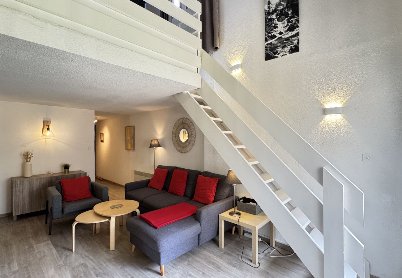Appartement à Cauterets - Grand T3 en duplex pour 6P avec parking couvert.