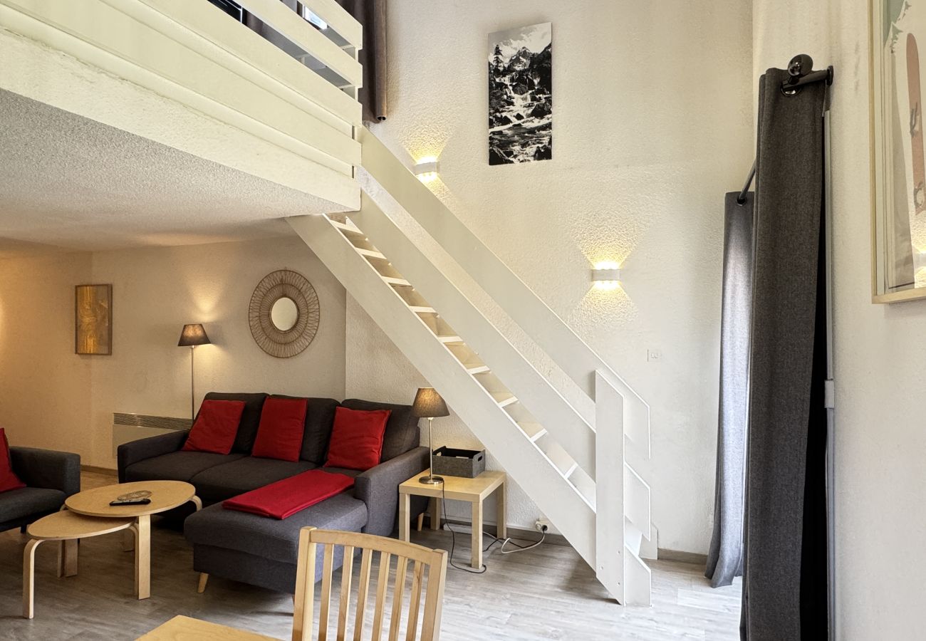 Appartement à Cauterets - Grand T3 en duplex pour 6P avec parking couvert.