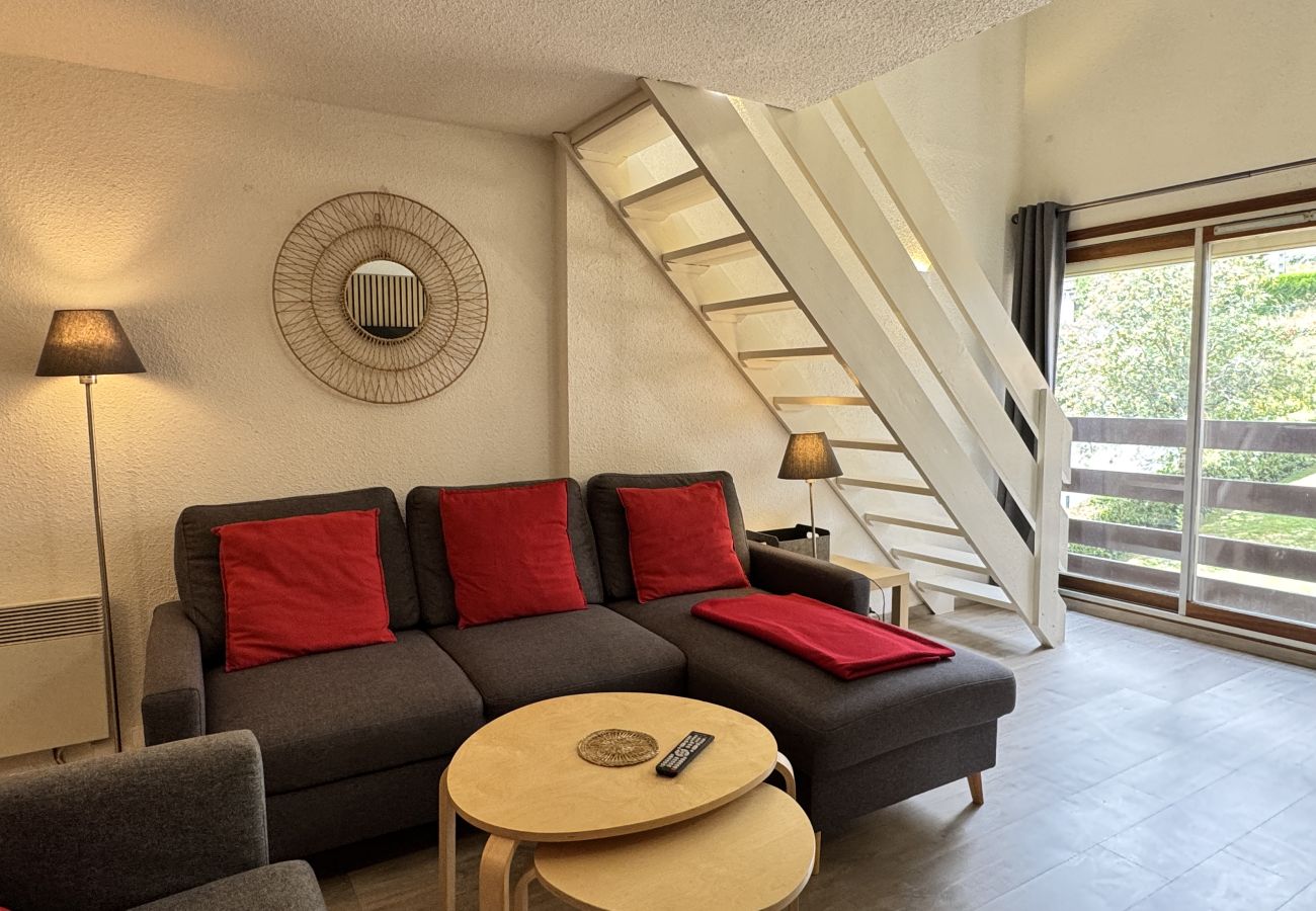 Appartement à Cauterets - Grand T3 en duplex pour 6P avec parking couvert.