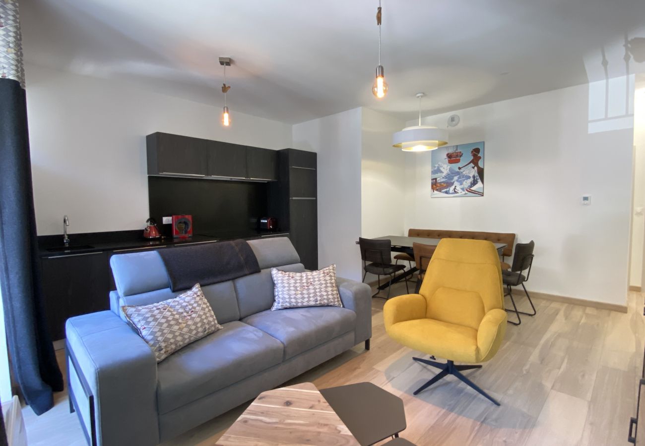 Appartement à Cauterets - Plein centre, T3 5P totalement rénové 55m2. WIFI 