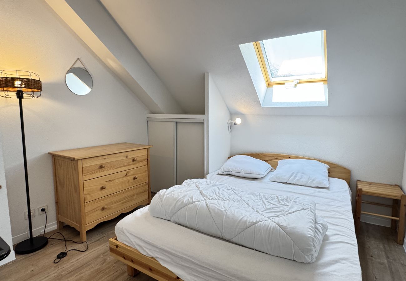 Appartement à Cauterets - Duplex 2 chambres 47m2 pour 6pers. Parking. Balcon 