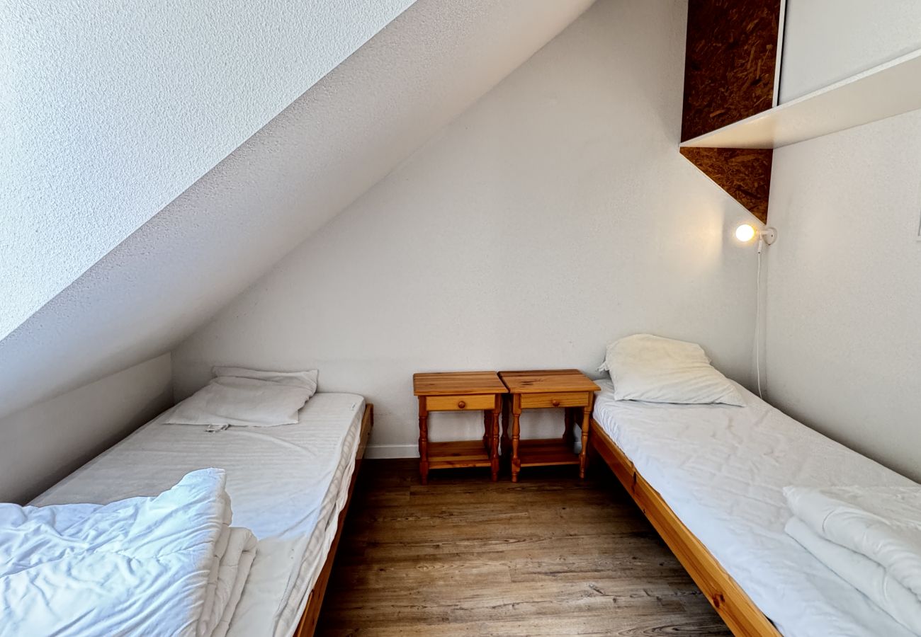 Appartement à Cauterets - Duplex 2 chambres 47m2 pour 6pers. Parking. Balcon 