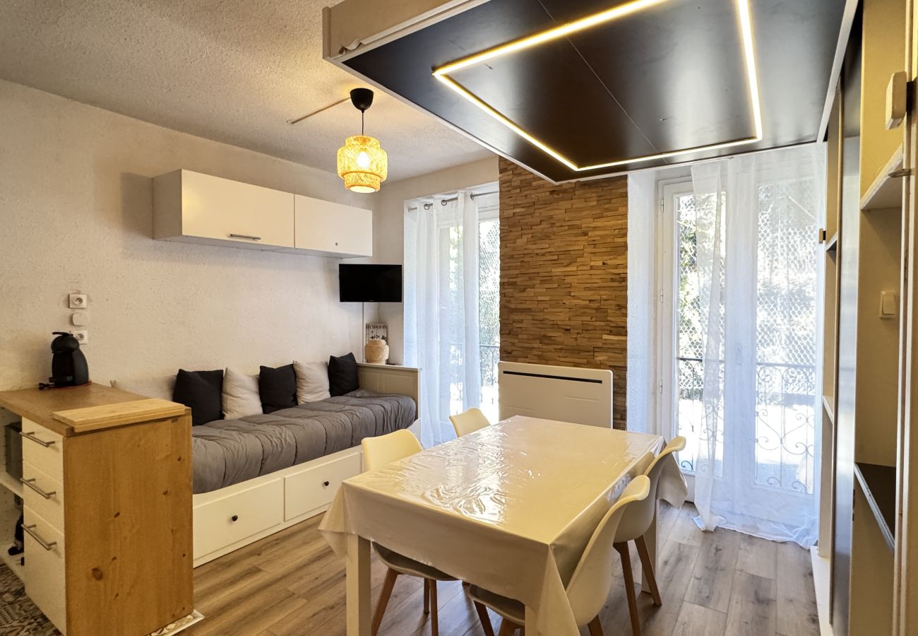 Studio à Cauterets - Pied-à-terre au centre de Cauterets. 4 personnes. 