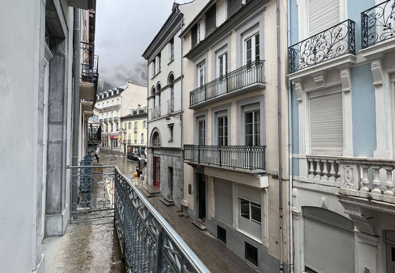 Appartement à Cauterets - Au coeur de Cauterets, T2 + alcôve. 4P. Wifi. 