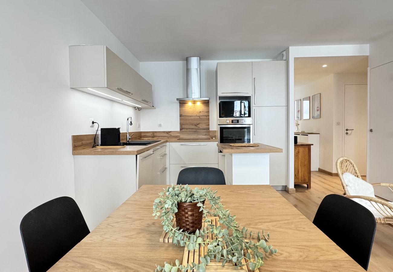 Appartement à Cauterets - Plein centre. Bel apt 3pièces de 70m2 pour 6 pers.