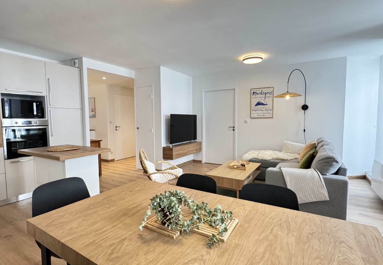 Appartement à Cauterets - Plein centre. Bel apt 3pièces de 70m2 pour 6 pers.