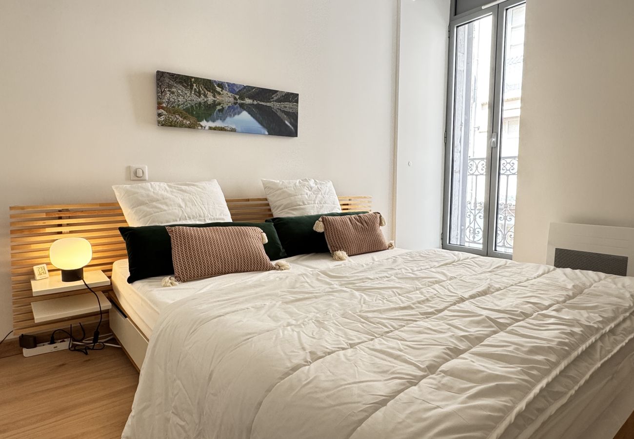 Appartement à Cauterets - Plein centre. Bel apt 3pièces de 70m2 pour 6 pers.