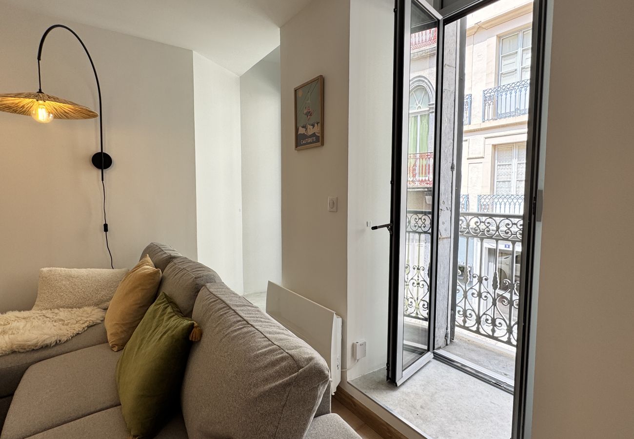 Appartement à Cauterets - Plein centre. Bel apt 3pièces de 70m2 pour 6 pers.