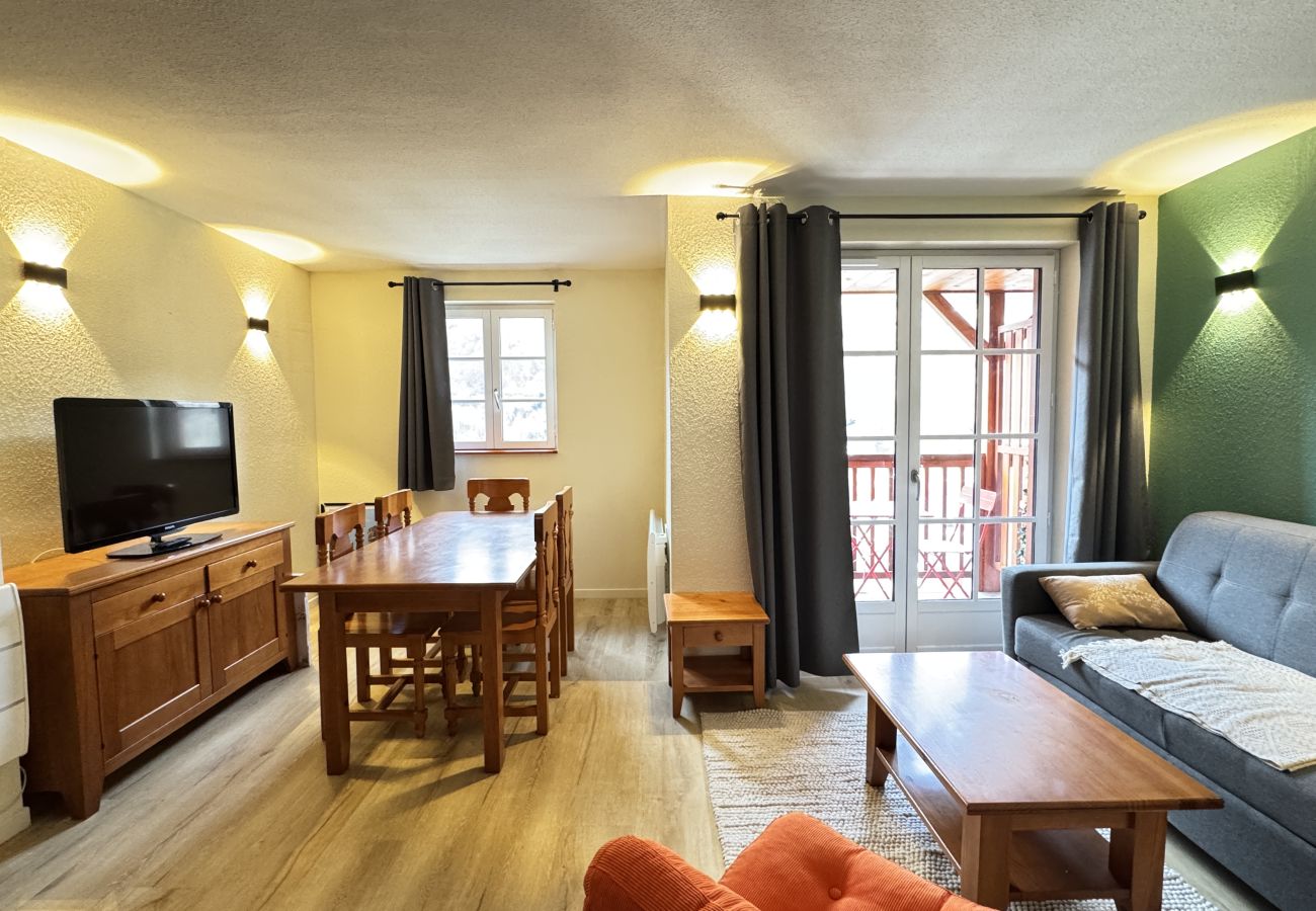 Appartement à Cauterets - Duplex 5P- Balcon avec vue - Parking - piscine été