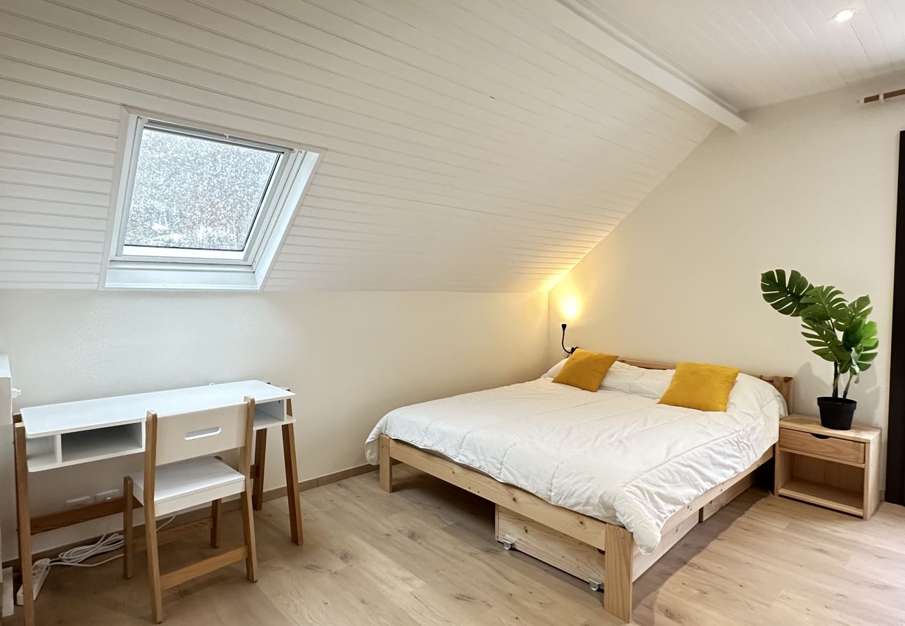 Maison à Cauterets - MAISON AVEC  JARDIN - 3 CHAMBRES - 8 PERSONNES